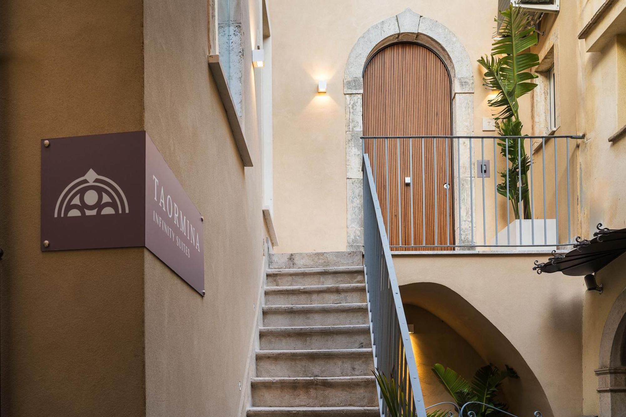 Taormina Infinity Suites Exterior foto